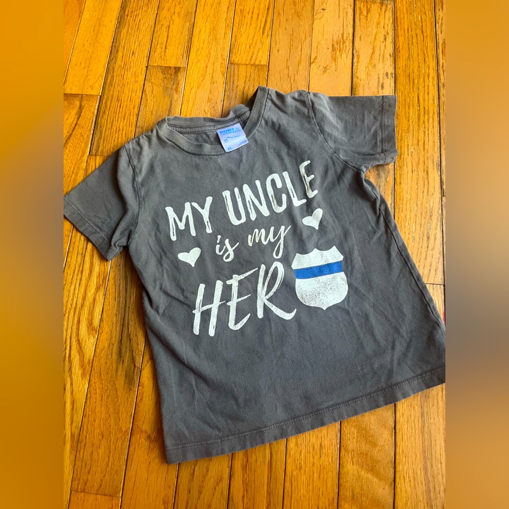 Kids Gray 'My Uncle Is My Hero' Police Badge Thin Blue Line Short Sleeve Tee 4T